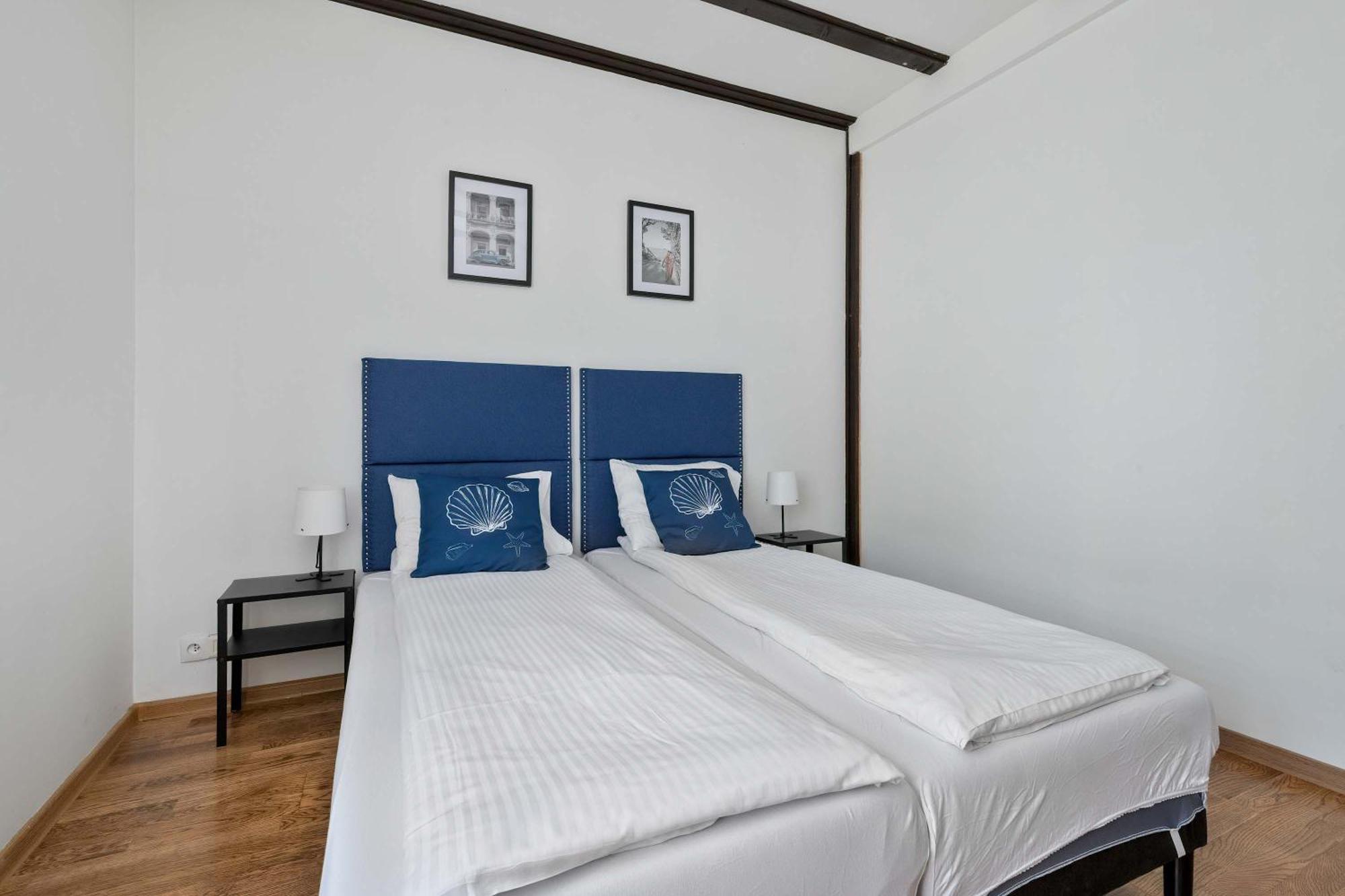 Feriehus Lana With Parking And Terrace Near The In By Renters *