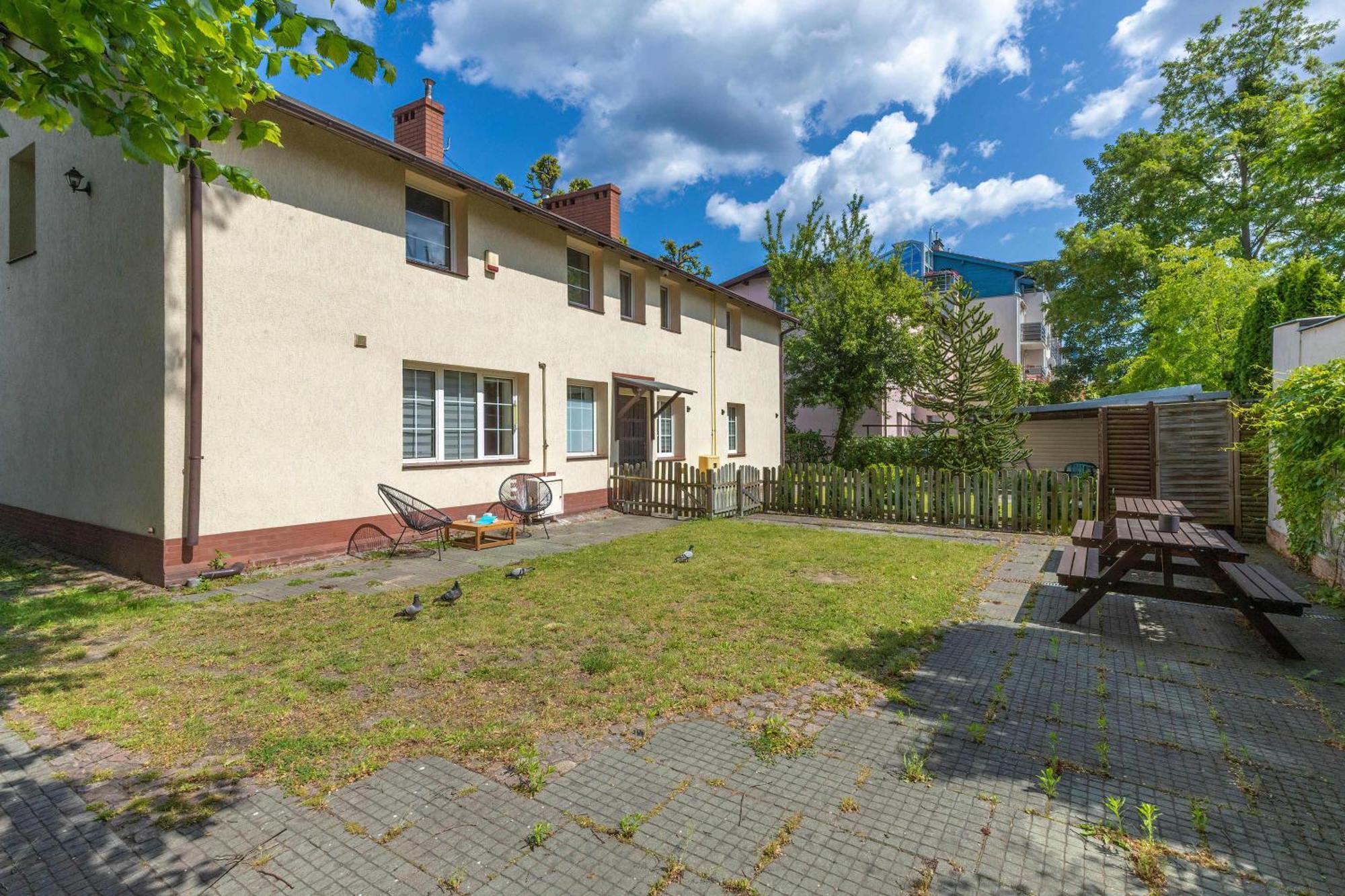 Lana With Parking And Terrace Near The In By Renters